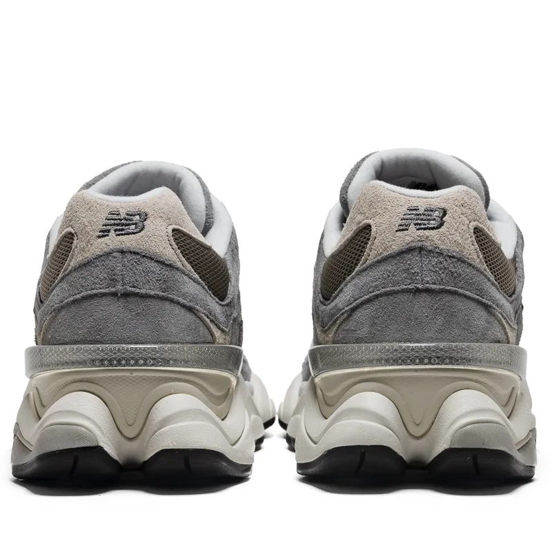 New Balance 9060 - Slate Grey/Arid Stone