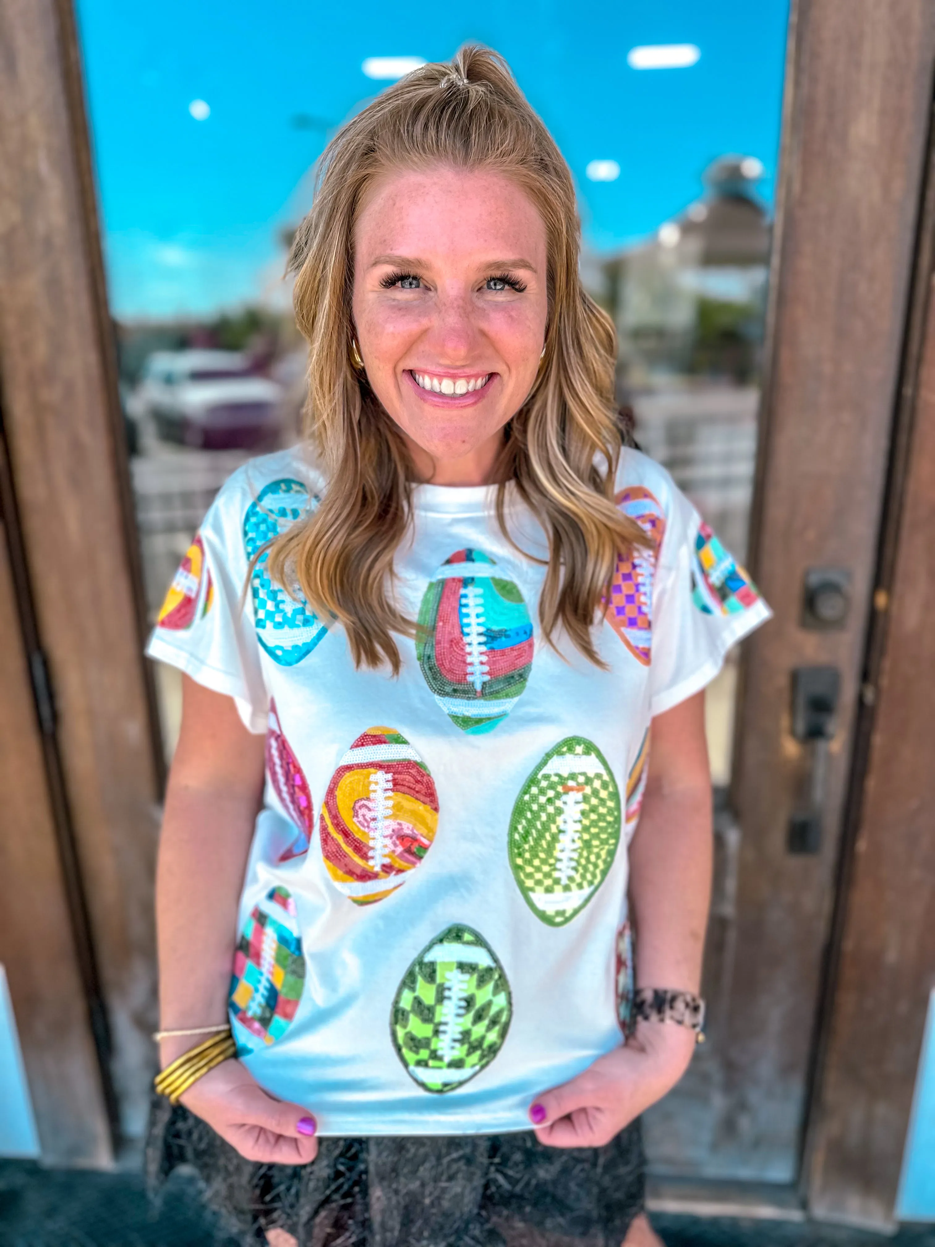 Queen of Sparkles: White Groovy Scattered Football Tee