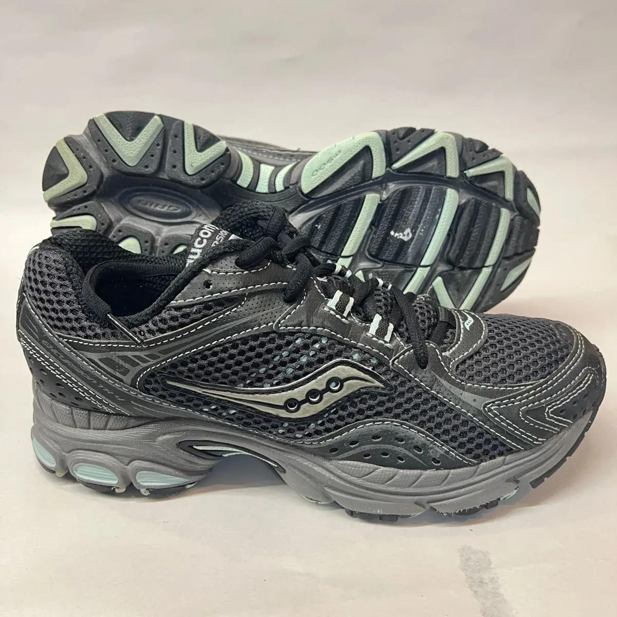 Saucony Women's Grid •Excursion TR4•  -Hiking / Trail / Adventure- Shoe - PREOWNED