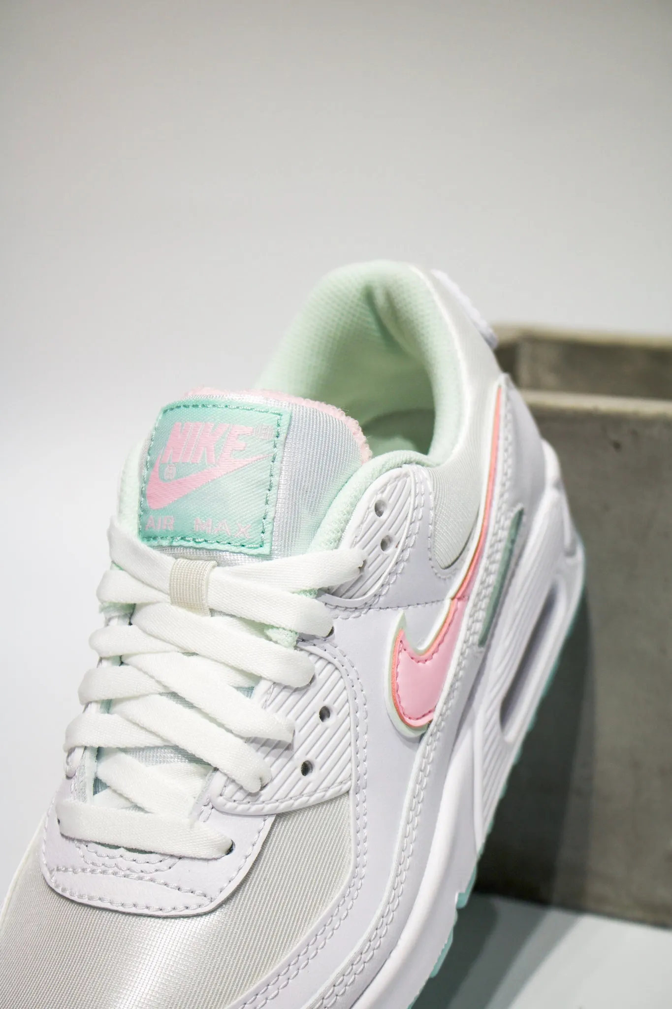 W AIR MAX 90 "ARCTIC PUNCH"